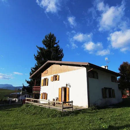 Holiday home Holiday Il Capriolo